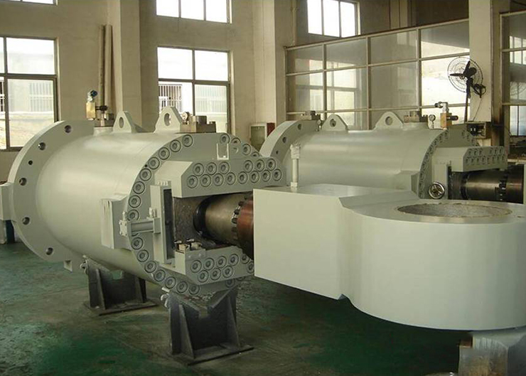向家壩電站水輪機(jī)接力器，單機(jī)容量80萬千瓦
